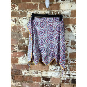 Handmade Vintage Ladies Kitchen Apron Handkerchief Style